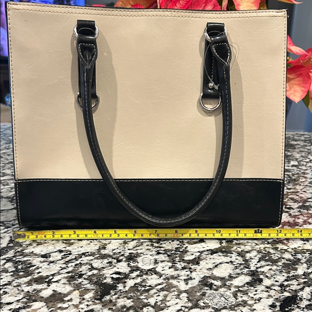 Elegant Black and Cream Women's Handbag -faux leather 3 compartments - Picture 9 of 9